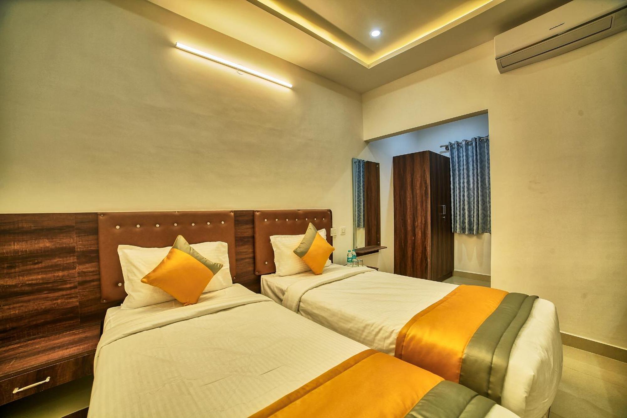 Visa Inn Hotel 4Kms From Airport L Free Airport Pickup & Drop 24X7 Devanahalli Екстер'єр фото