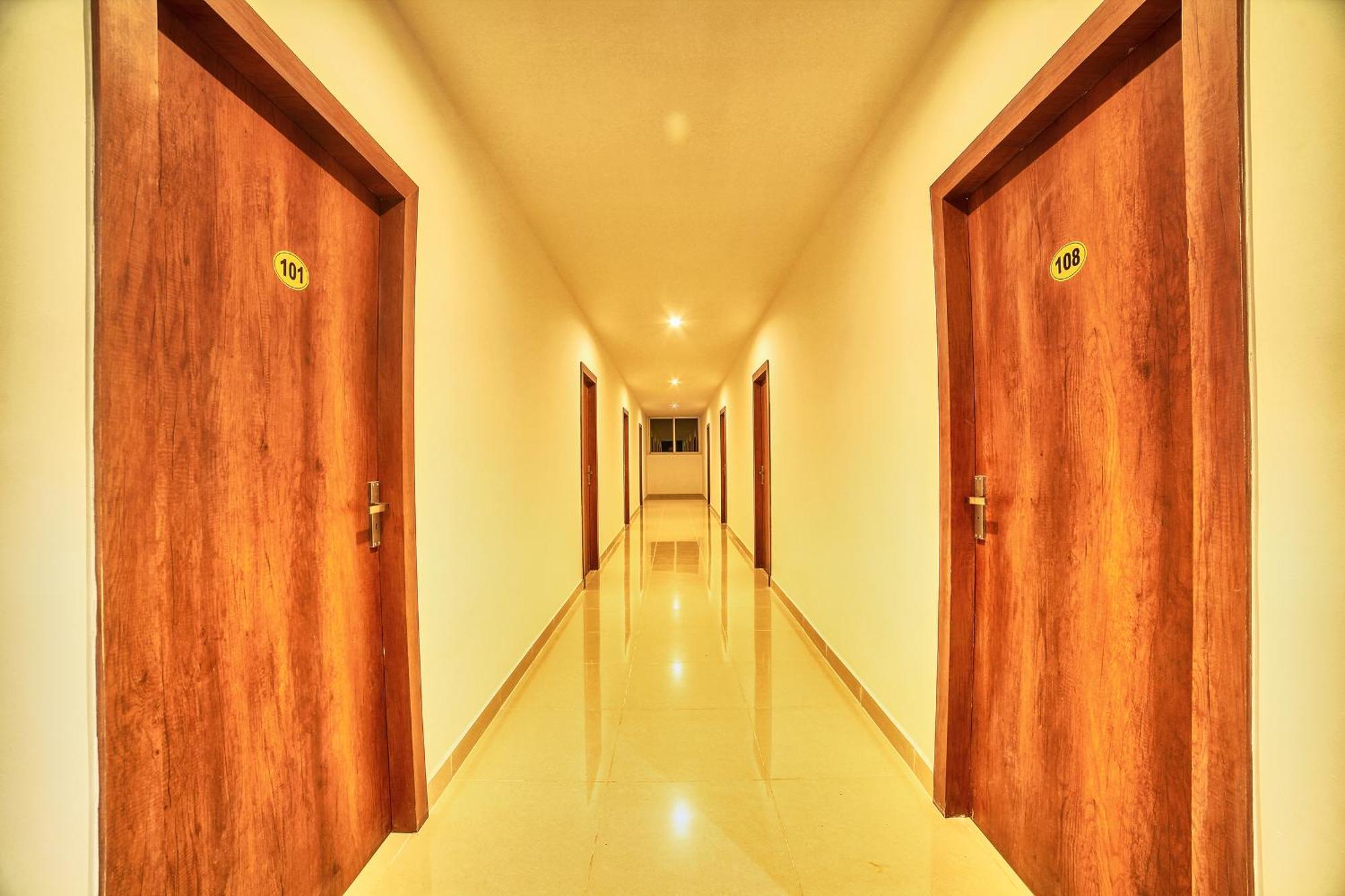 Visa Inn Hotel 4Kms From Airport L Free Airport Pickup & Drop 24X7 Devanahalli Екстер'єр фото