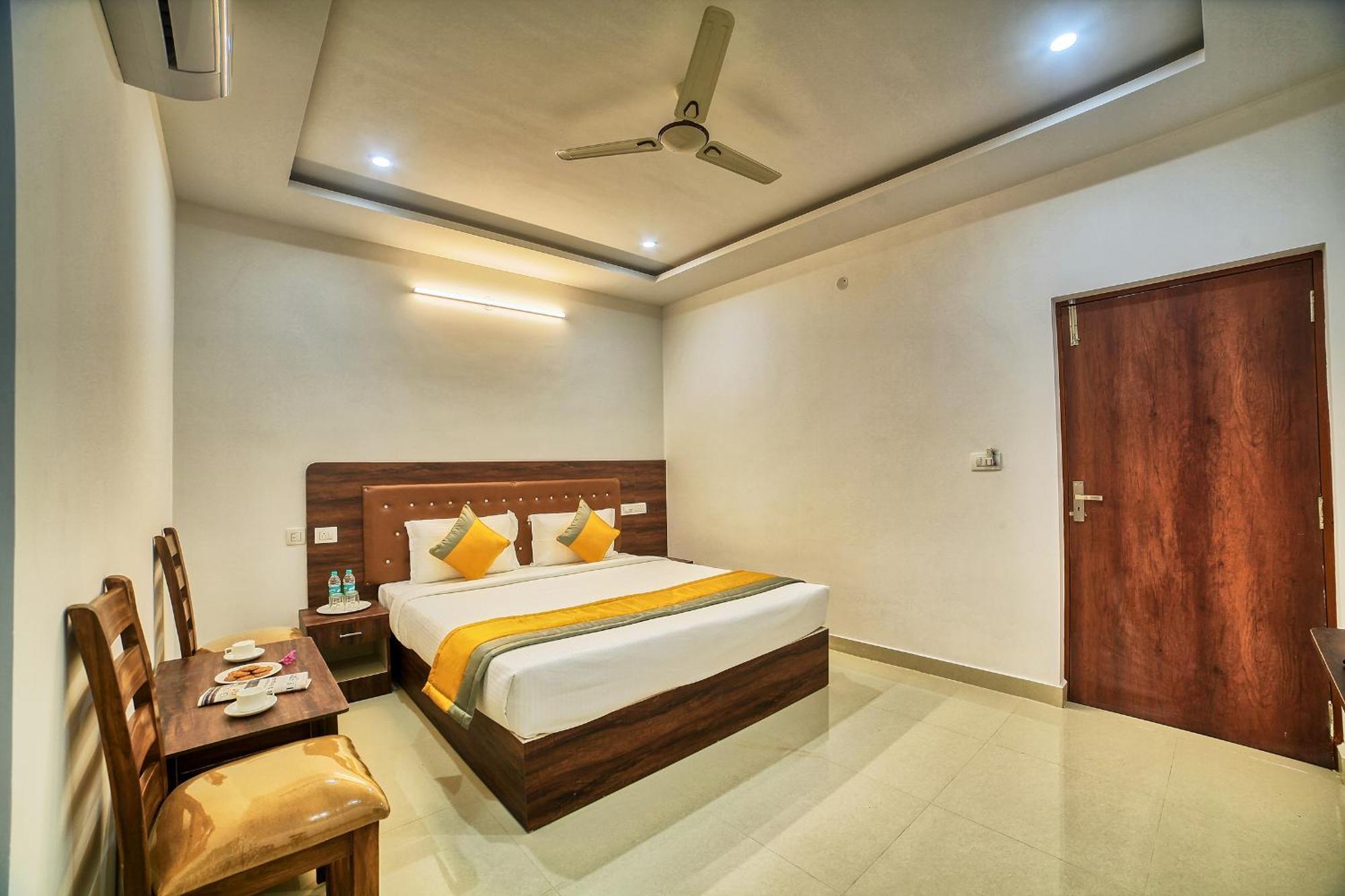 Visa Inn Hotel 4Kms From Airport L Free Airport Pickup & Drop 24X7 Devanahalli Екстер'єр фото